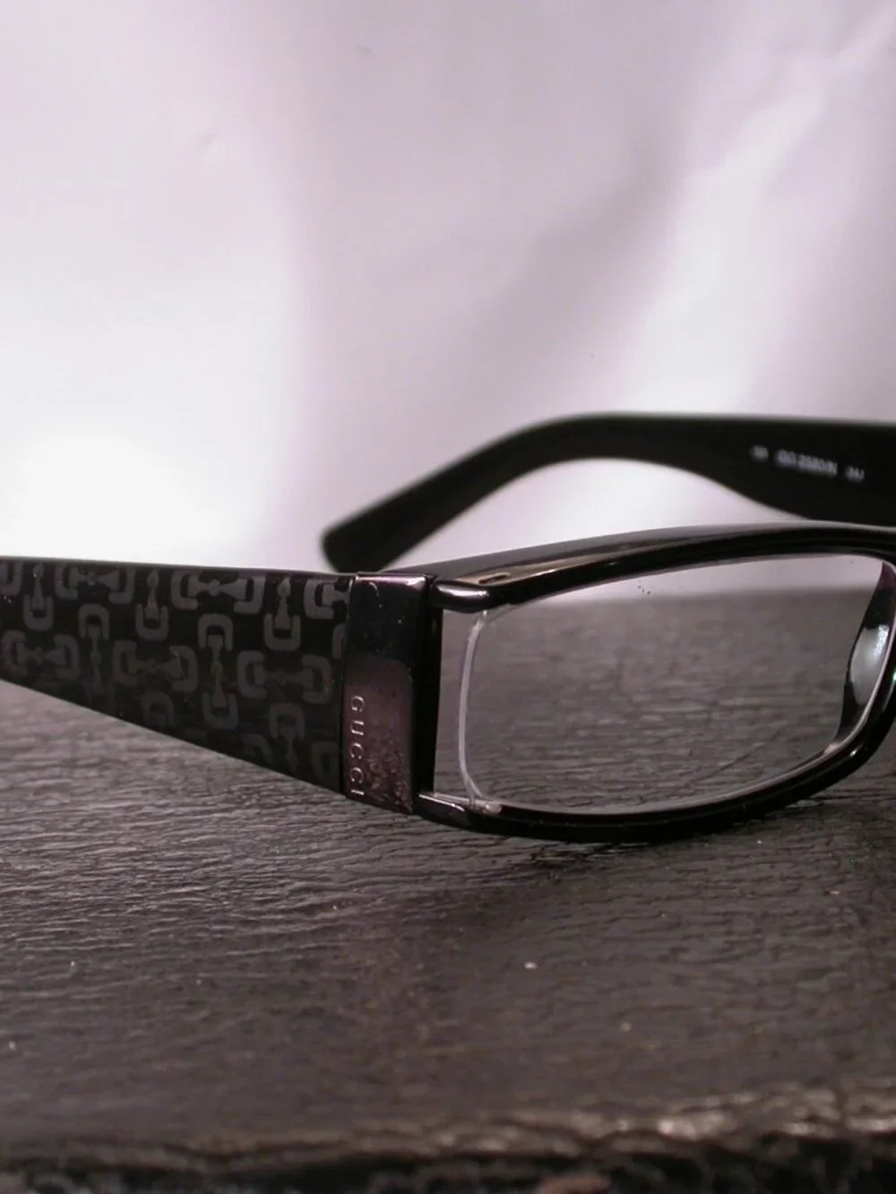 Authentic Gucci Metal Modern Jet Black Eyeglasses Frames Made in Italy